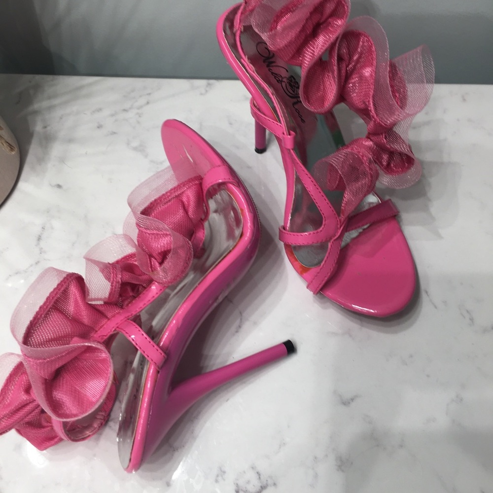Pink heels with nice ruffles